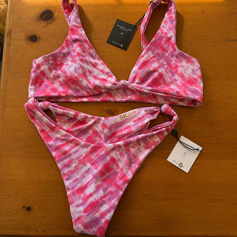 Skatie bathing suit set XL top